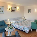 Apartel Park Osejava 4*