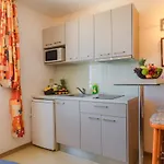 Apartel Park Osejava 게스트하우스 4*