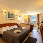 Apartel Park Osejava 4*