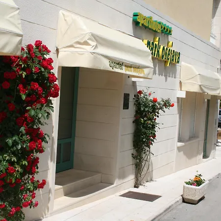 Apartel Park Osejava Gostinjska kuća Makarska