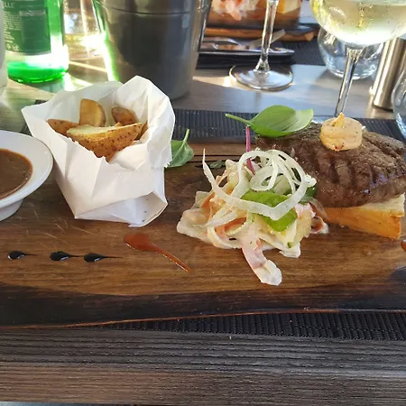 Apartel Park Osejava 게스트하우스