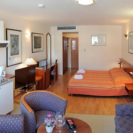 게스트하우스 Apartel Park Osejava 마카르스카