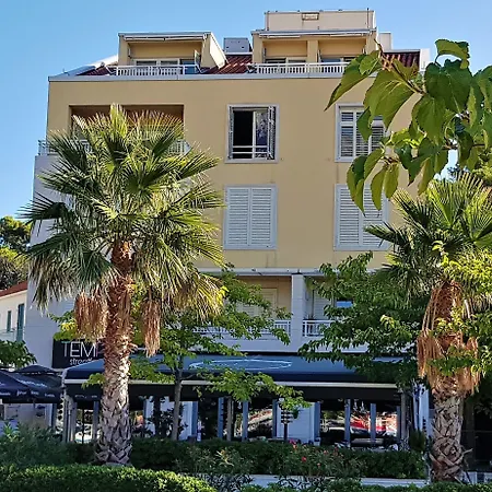 Apartel Park Osejava 게스트하우스