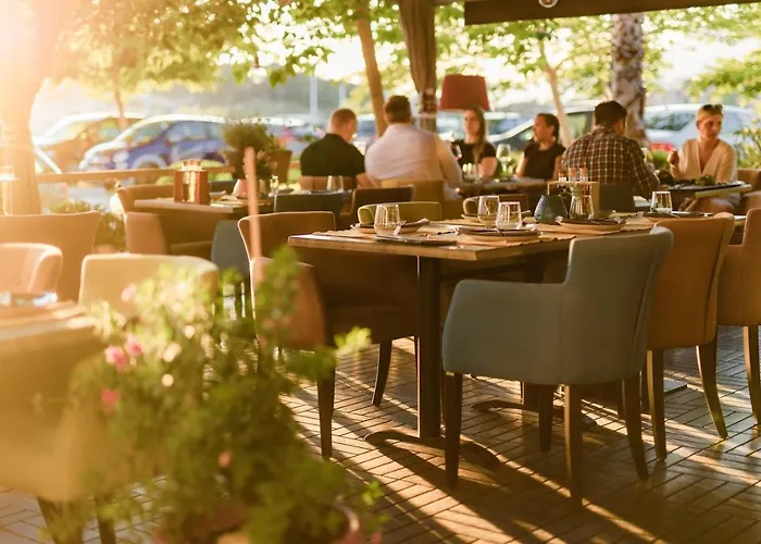 Apartel Park Osejava 게스트하우스 마카르스카