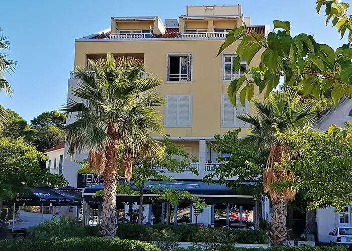 Apartel Park Osejava Guest house