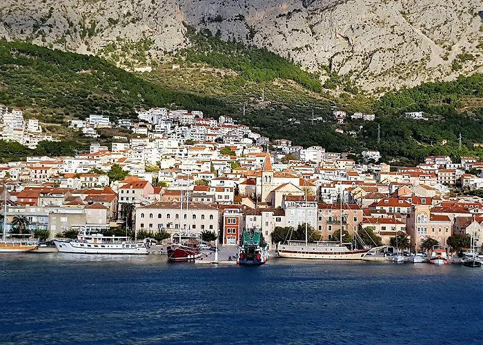 Apartel Park Osejava 게스트하우스 4*