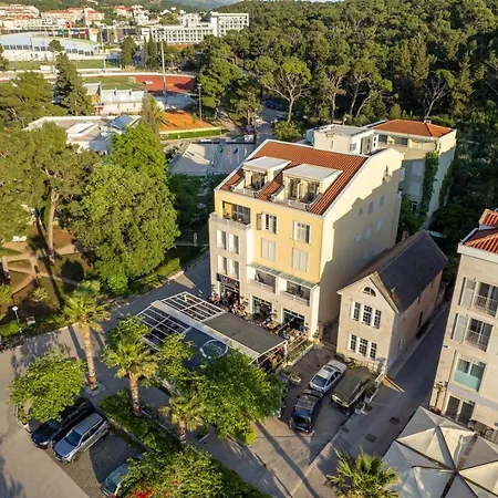 Apartel Park Osejava Konukevi Makarska