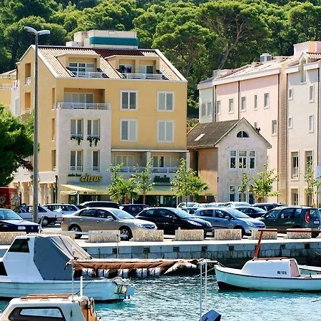 Apartel Park Osejava Vendégház Makarska